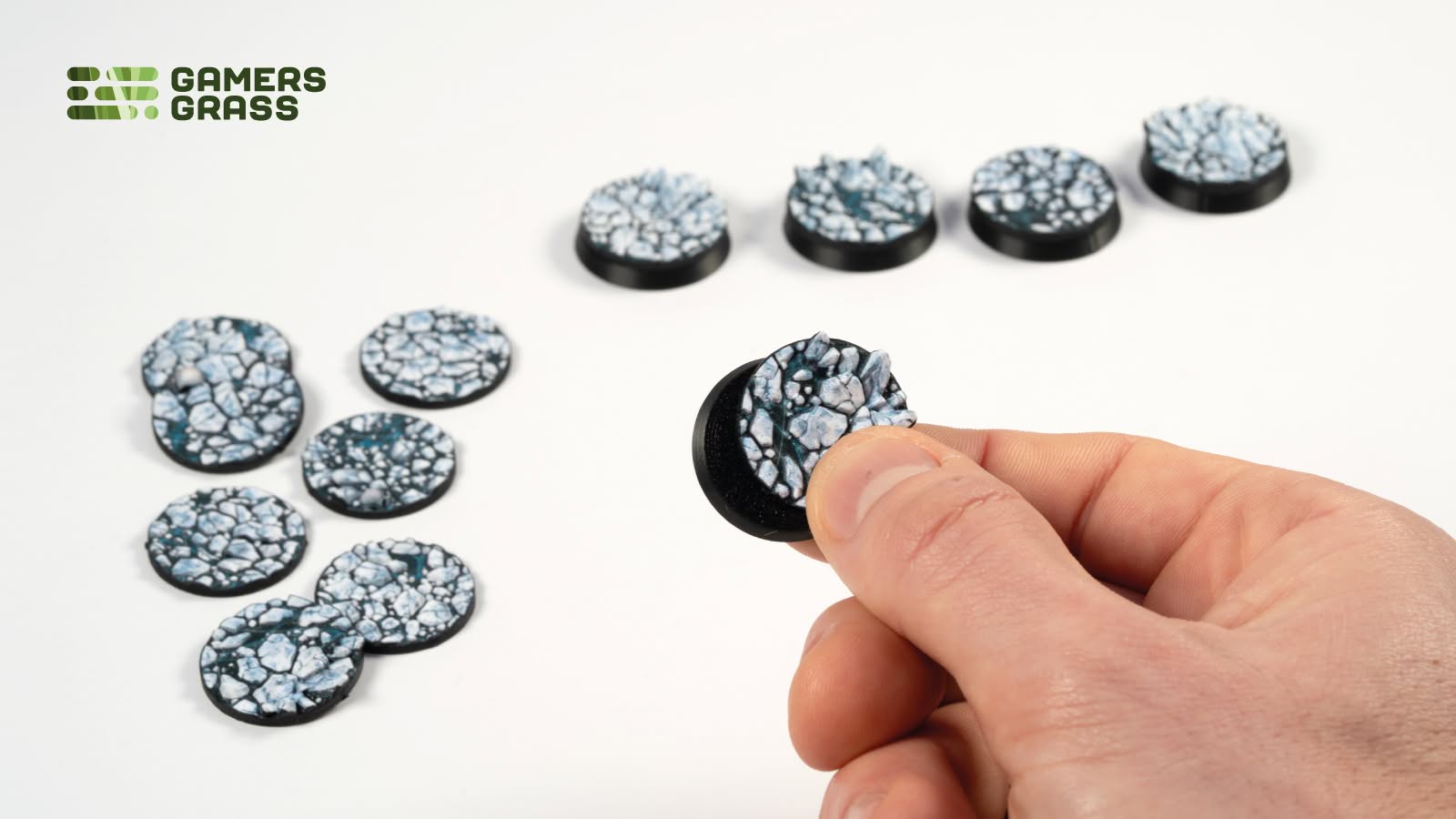 Frost Lake Round 25mm (x12)