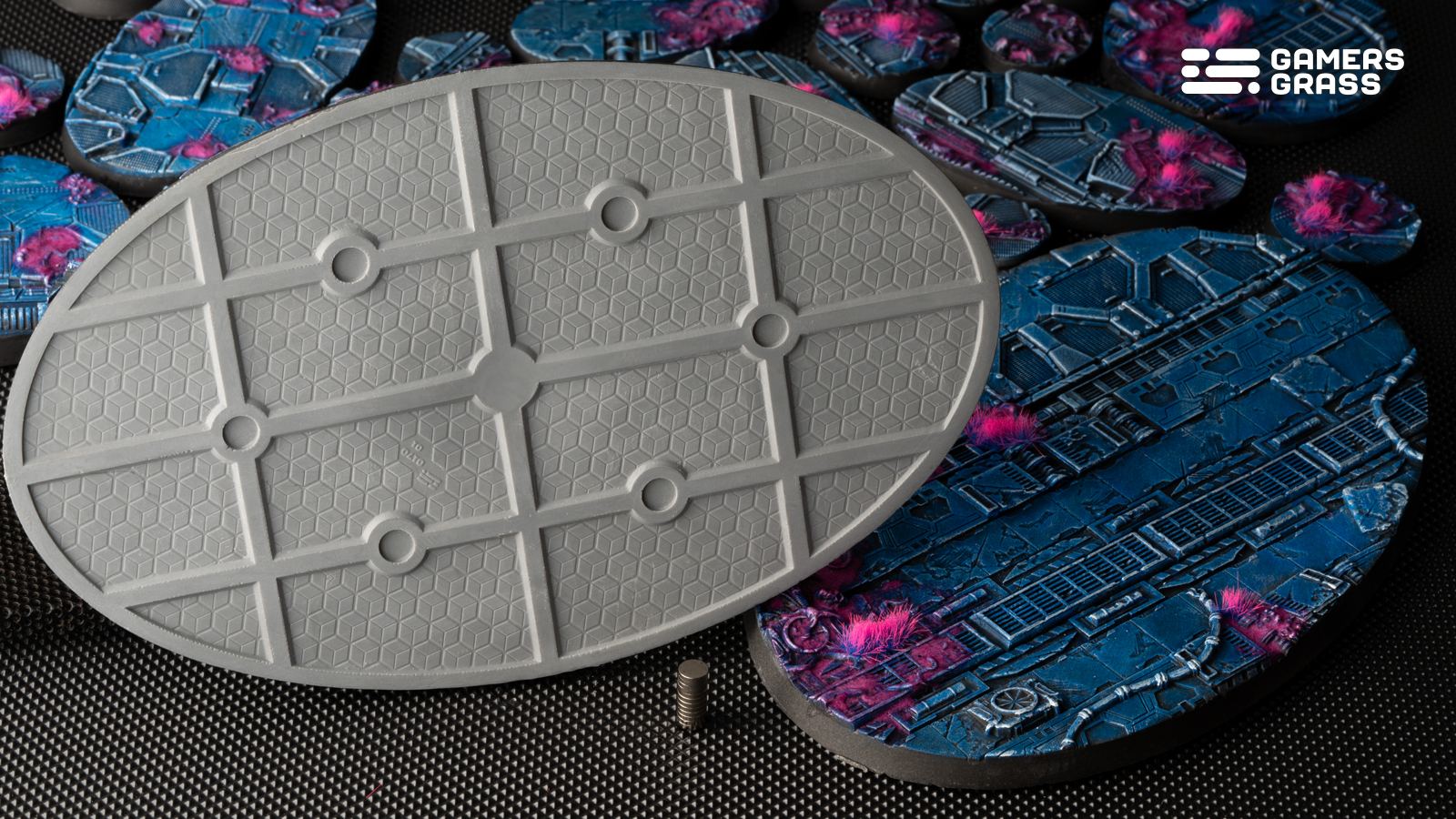 Alien Infestation Oval 170mm (x1)