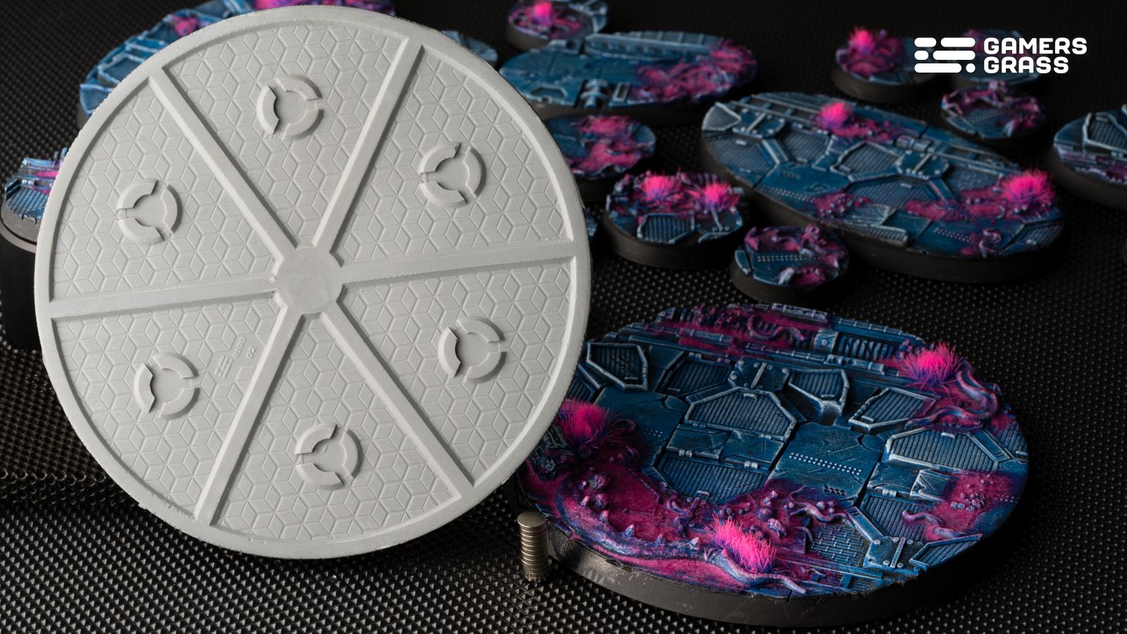 Alien Infestation Round 100mm (x1)