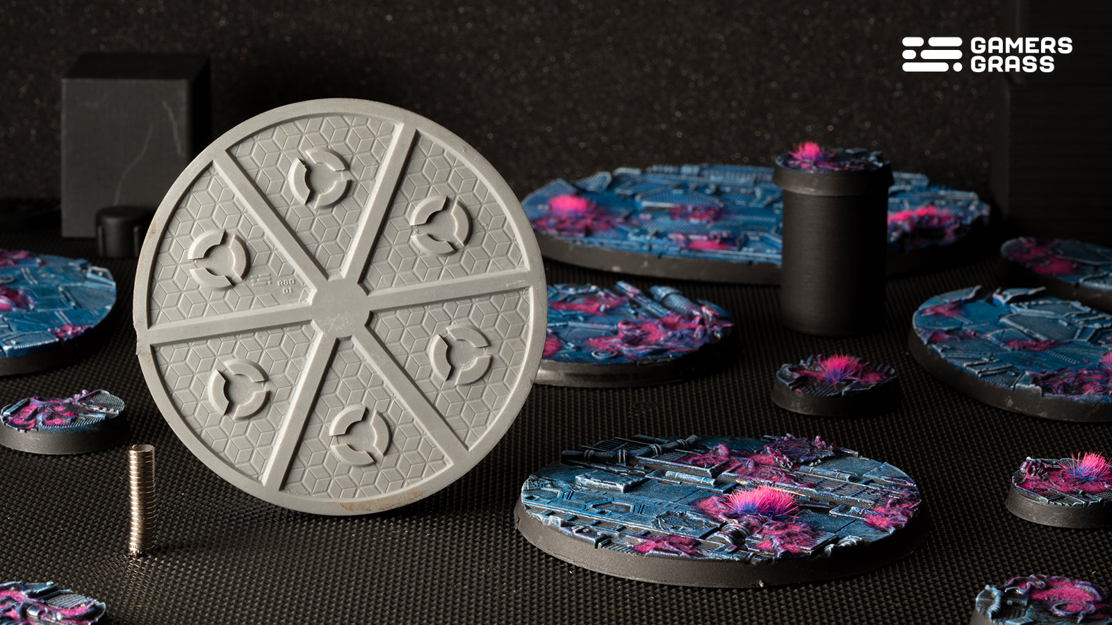 Alien Infestation Round 80mm (x1)