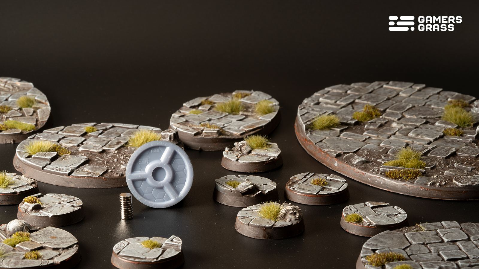 Temple Bases Round 28mm (x8)