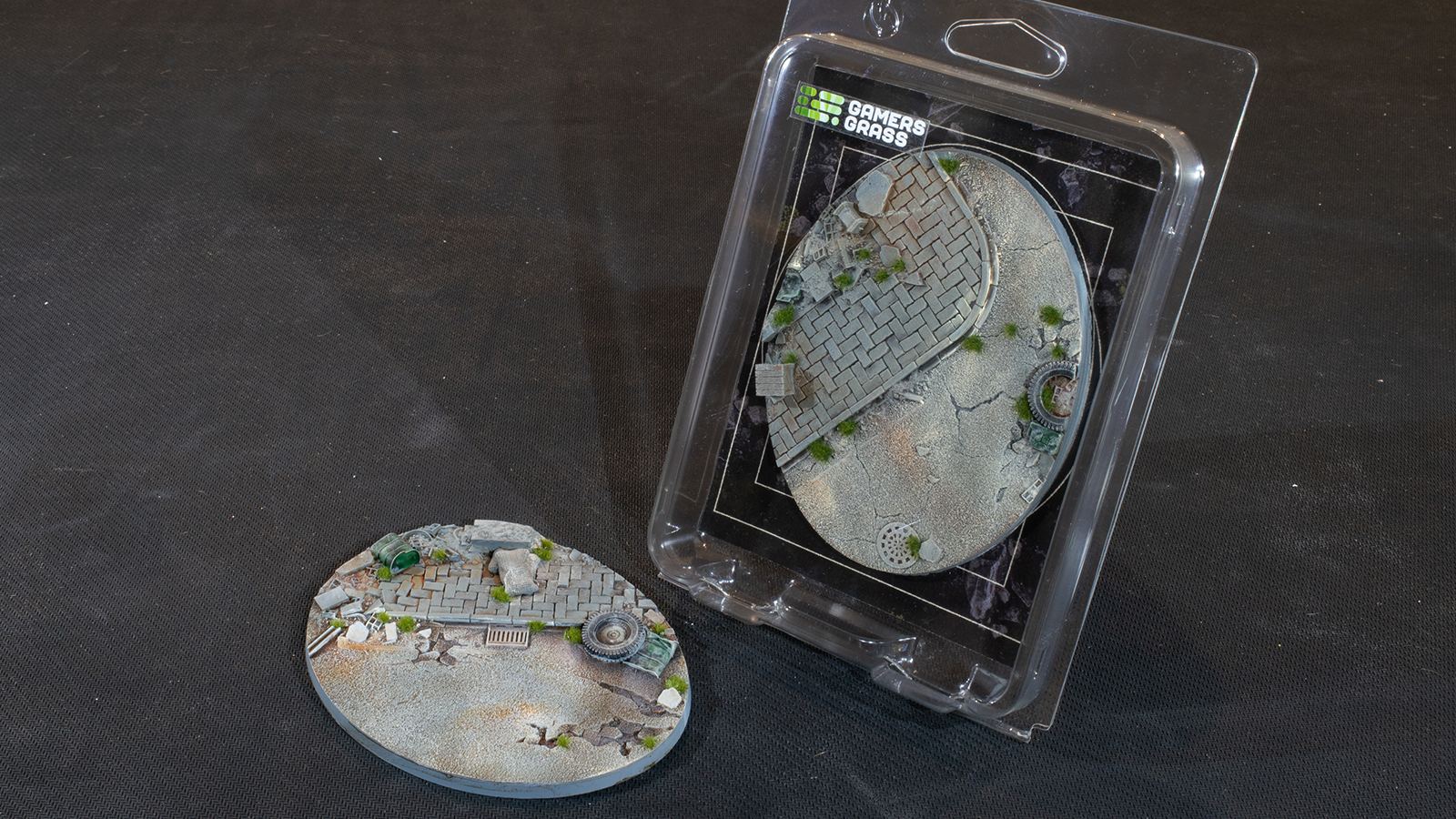 Urban Warfare Bases Oval 120mm (x1)