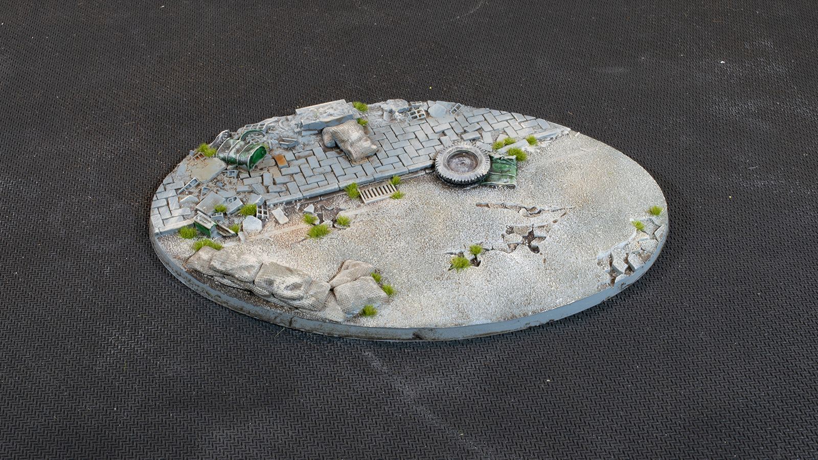 Urban Warfare Bases Oval 170mm (x1)
