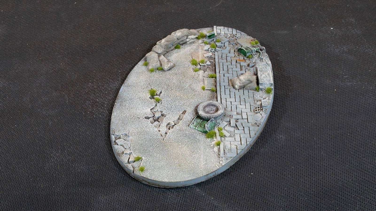 Urban Warfare Bases Oval 170mm (x1)