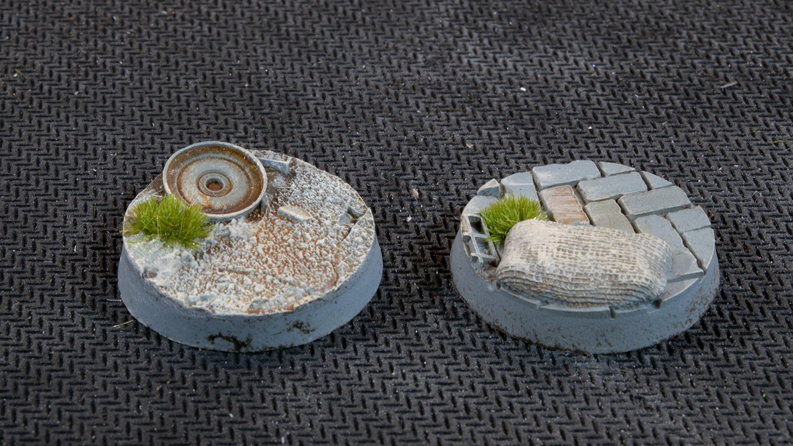 Urban Warfare Bases Round 25mm (x10)