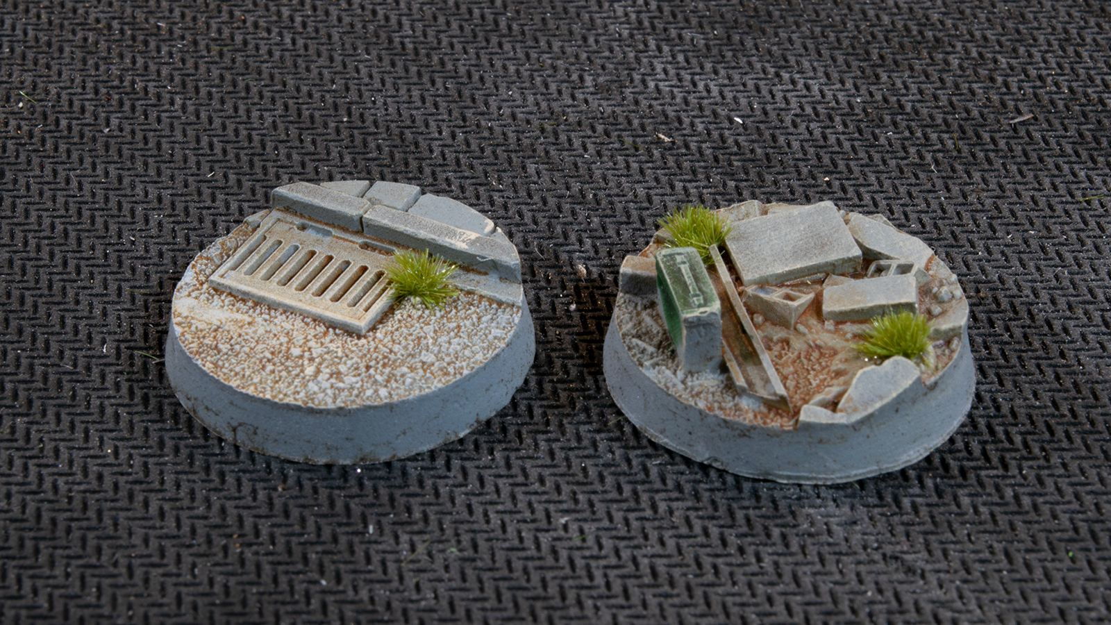 Urban Warfare Bases Round 25mm (x10)
