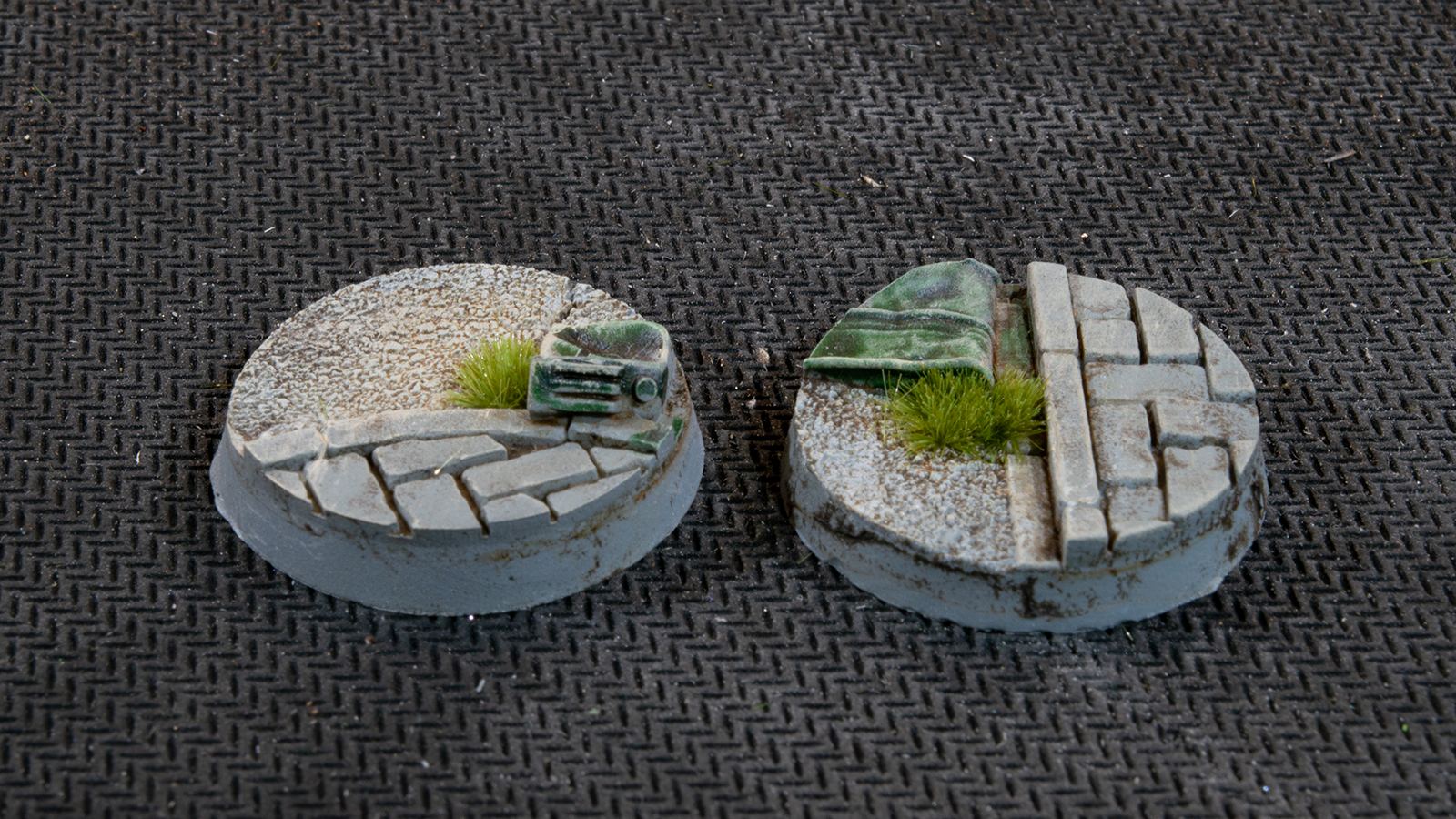 Urban Warfare Bases Round 25mm (x10)