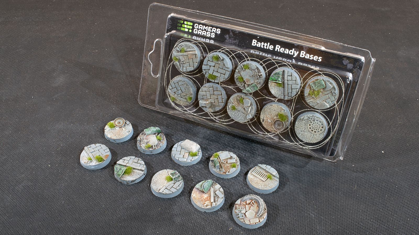 Urban Warfare Bases Round 25mm (x10)