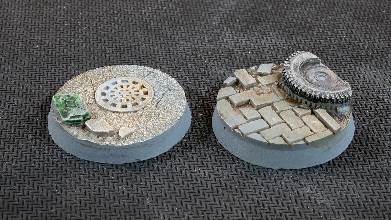 Urban Warfare Bases Round 32mm (x8)