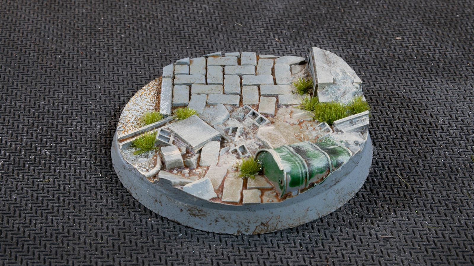 Urban Warfare Bases Round 50mm (x3)