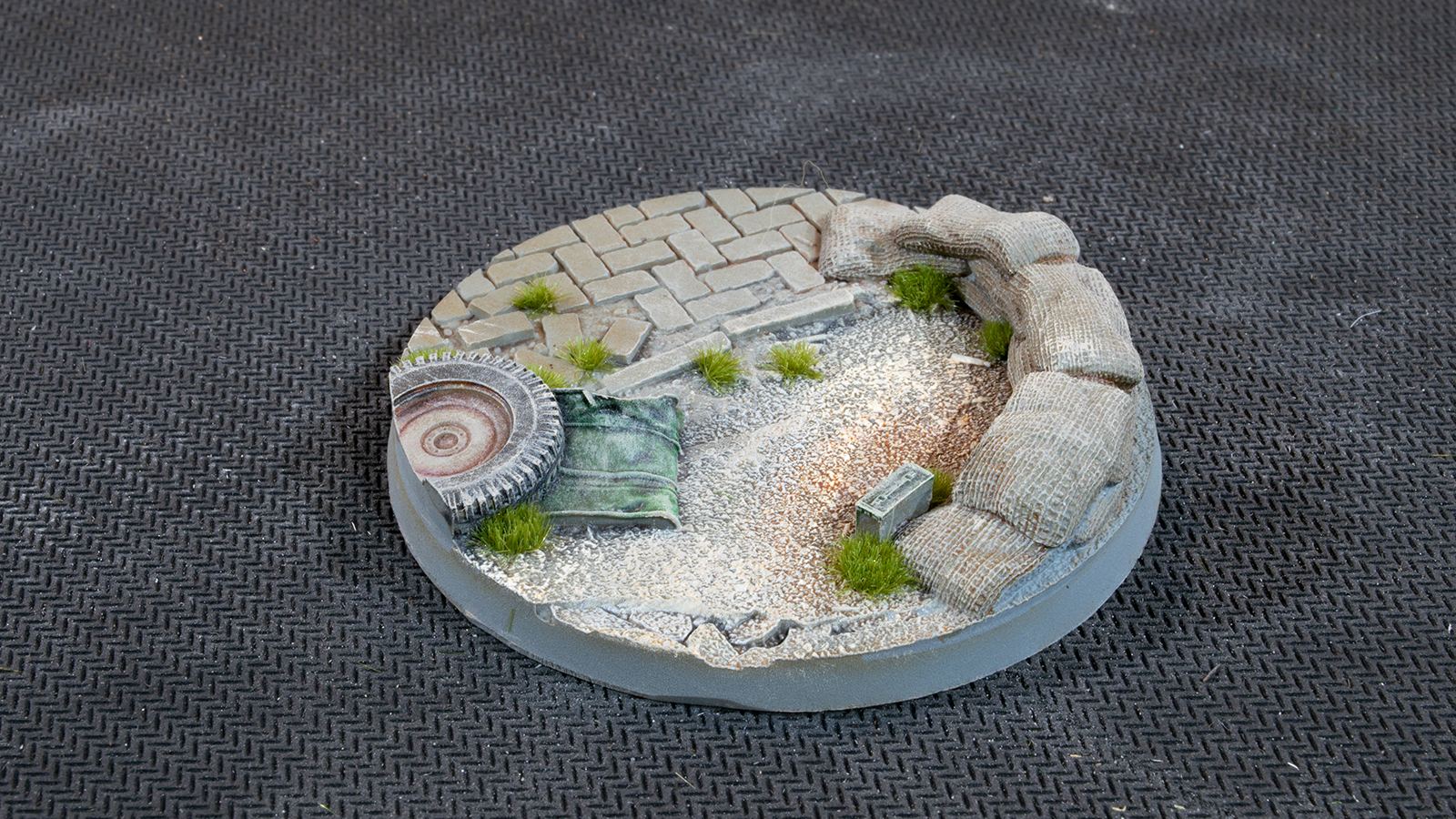 Urban Warfare Bases Round 60mm (x2)